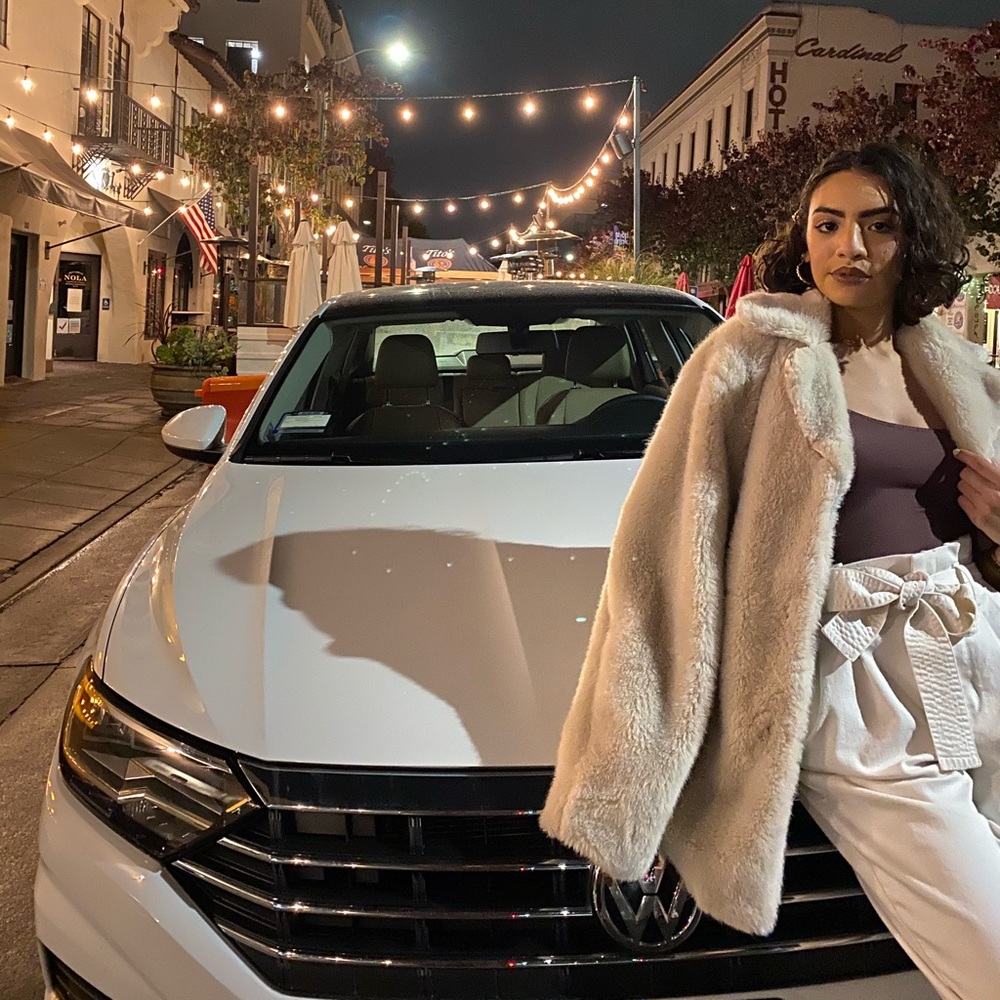 Meet your Posher, Nahely